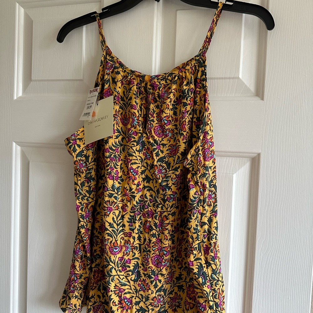 Fun 2 piece flowered top and skirt. NWT